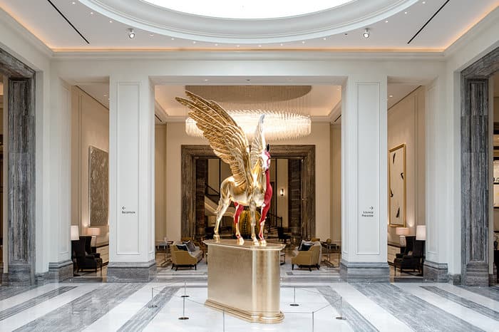 paradise city lobby